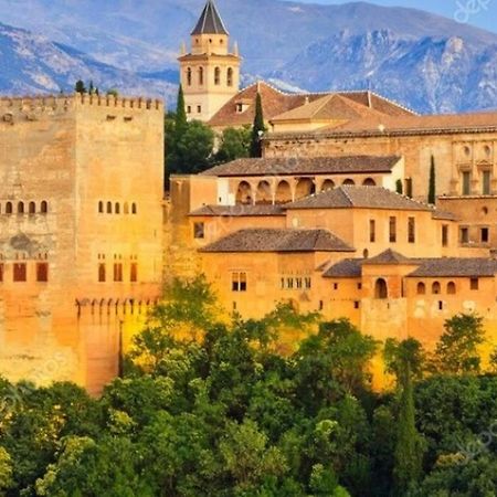 Granada Center House Near By Historical Heritage Exterior foto